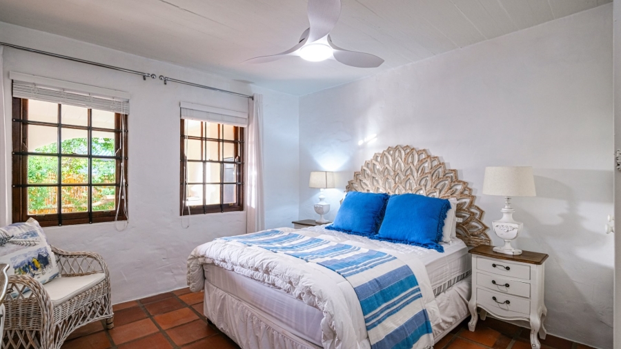 6 Bedroom Property for Sale in Kingfisher Creek Western Cape